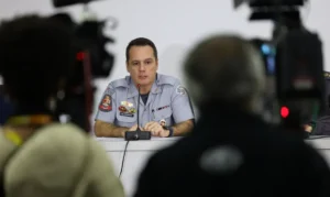 Polícia é alvo de críticas após operação em Paraisópolis resultar em mortes