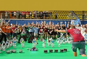 RoboCup reúne em Salvador competidores de 40 países em disputa de robótica