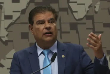 O relator e autor do relatório final da CTENORTE, senador Nelsinho Trad, durante pronunciamento na Comissão Temporária do Senado sobre a Criminalidade na Região Norte