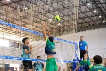 Disputas nas modalidades coletivas reúnem jovens de 15 a 17 anos em uma semana de competição, integração e incentivo ao esporte escolar; abertura ocorre no Estádio Passo das Emas