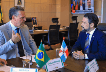 Ministro Fávaro recebe embaixador da República Dominicana para tratar de comércio e cooperação agropecuária