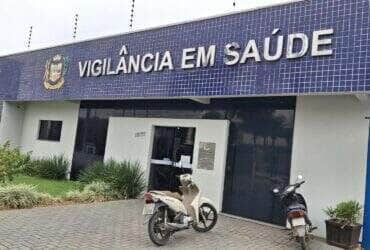 Coordenadora Aniela Rodrigues reforça a importância de buscar orientação antes de iniciar atividades em áreas como alimentação e estética, evitando gastos desnecessários e garantindo o licenciamento correto