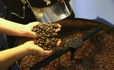 Café impróprio é apreendido em operação no Rio de Janeiro