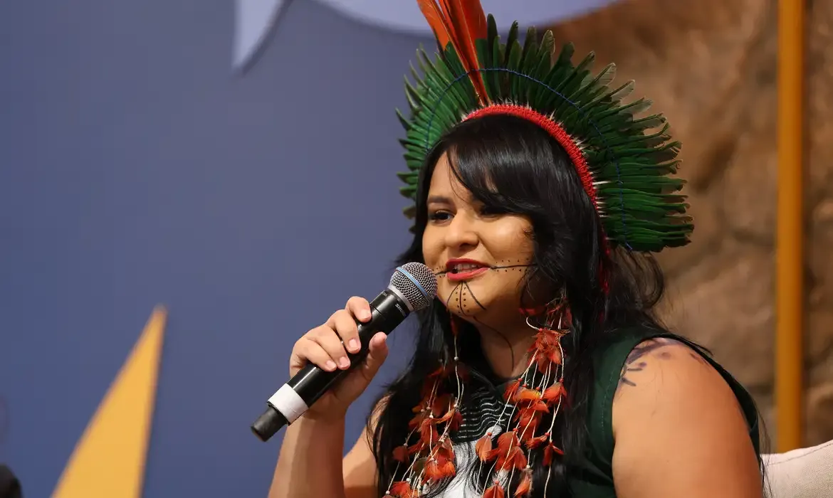 Paraty (RJ), 31/07-2025 - Sony Ferseck participa do Café Literário com o tema puralidades editoriais e a criação literária durante a 23ª Festa Literária Internacional de Paraty no Sesc Santa Rita. Fot
