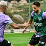 América-MG x Remo: Onde assistir ao vivo, prováveis escalações e prévia do duelo decisivo na Série B 2025. Imagem: Mourão Panda/América-MG