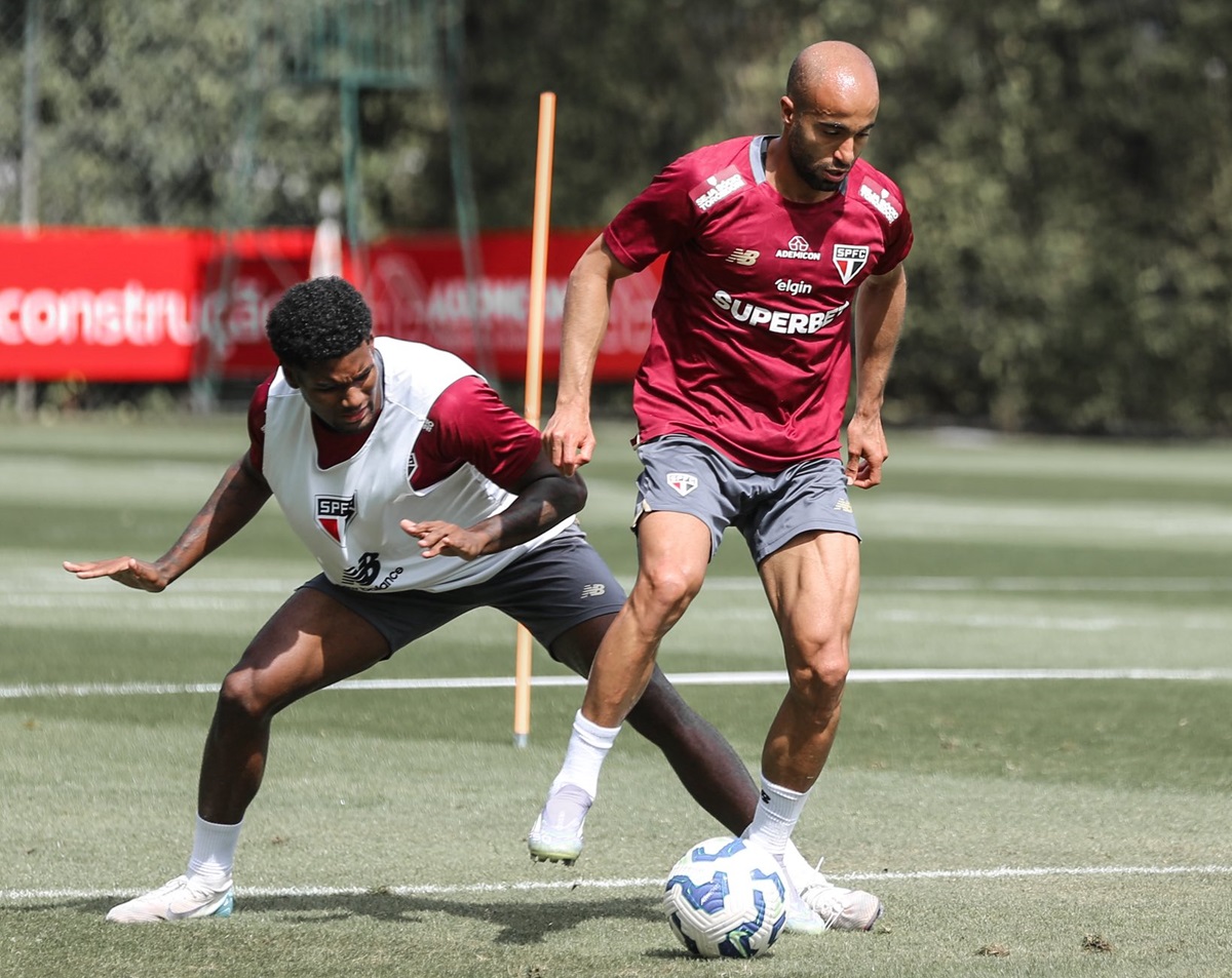 São Paulo x Vitória: Onde assistir, prováveis escalações e panorama do encerramento do 1º turno do Brasileirão 2025. Imagem: SPFC