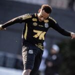 Santos x Vasco ao vivo: Tudo sobre o duelo pela 20ª rodada do Brasileirão. Imagem: Raul Baretta/Santos