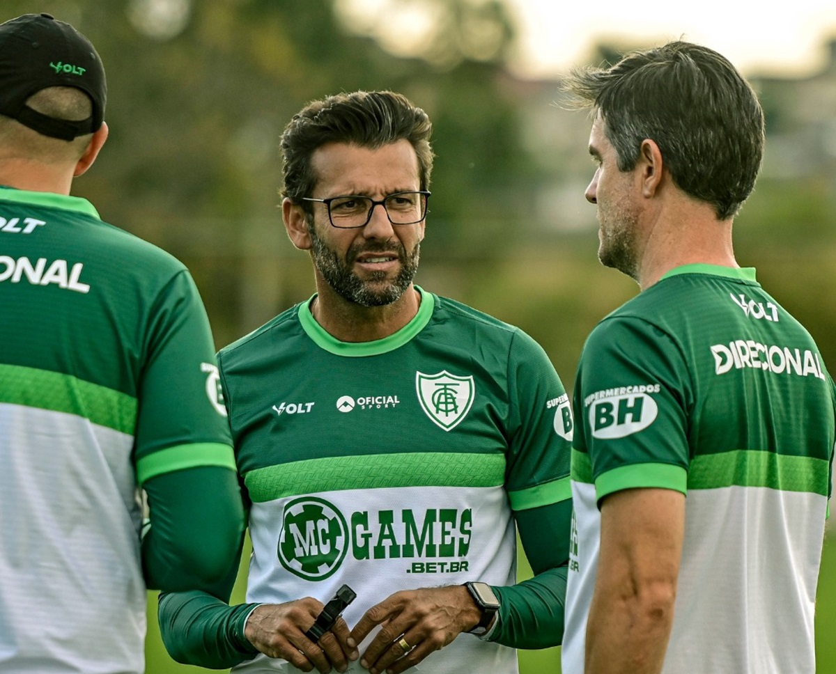 Amazonas x América-MG: Onde assistir e escalações da 22ª rodada da Série B. Imagem: Mourão Panda/América-MG