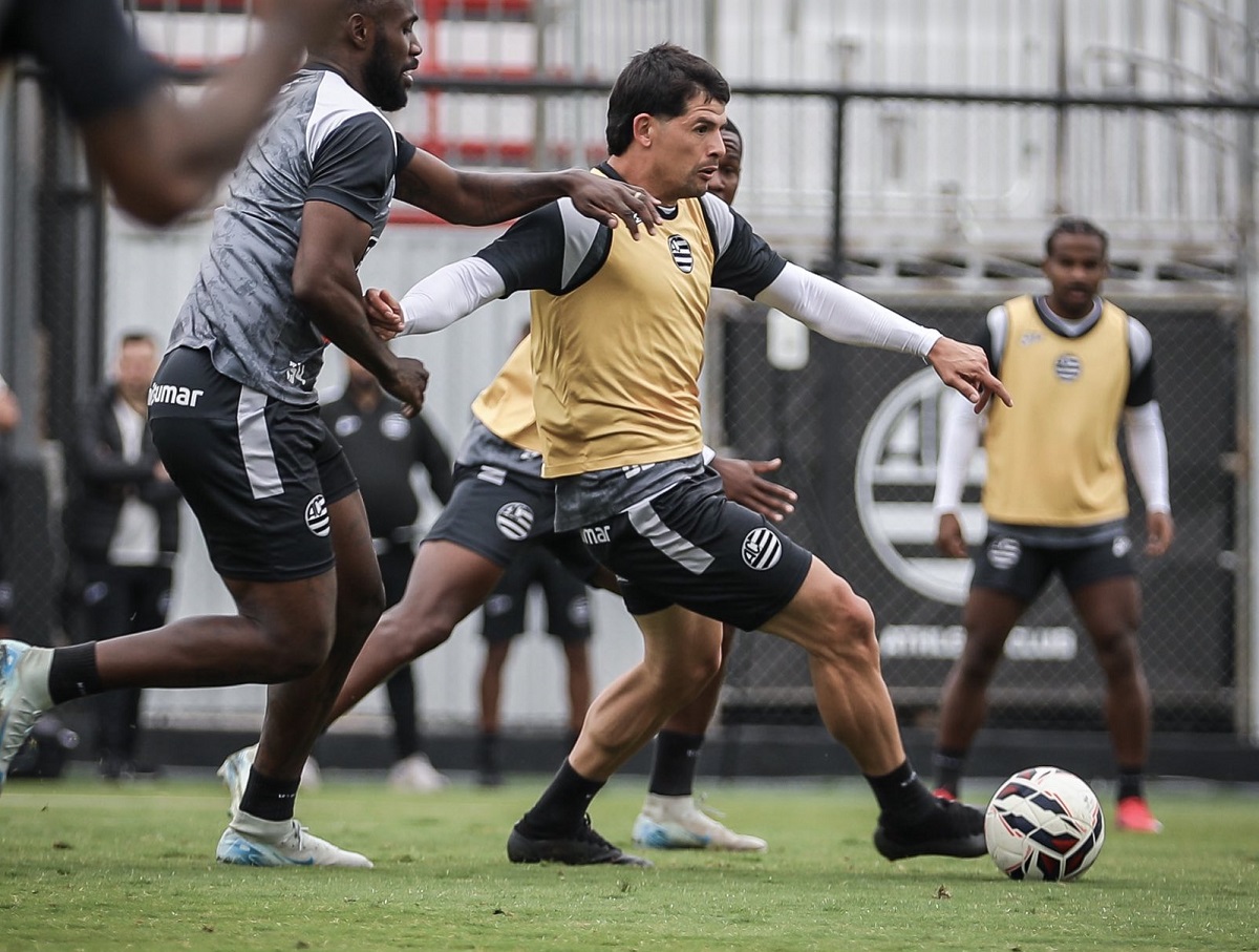 Athletic x Criciúma: onde assistir, prováveis escalações e tudo sobre o jogo da Série B. Imagem: Divulgação Athletic