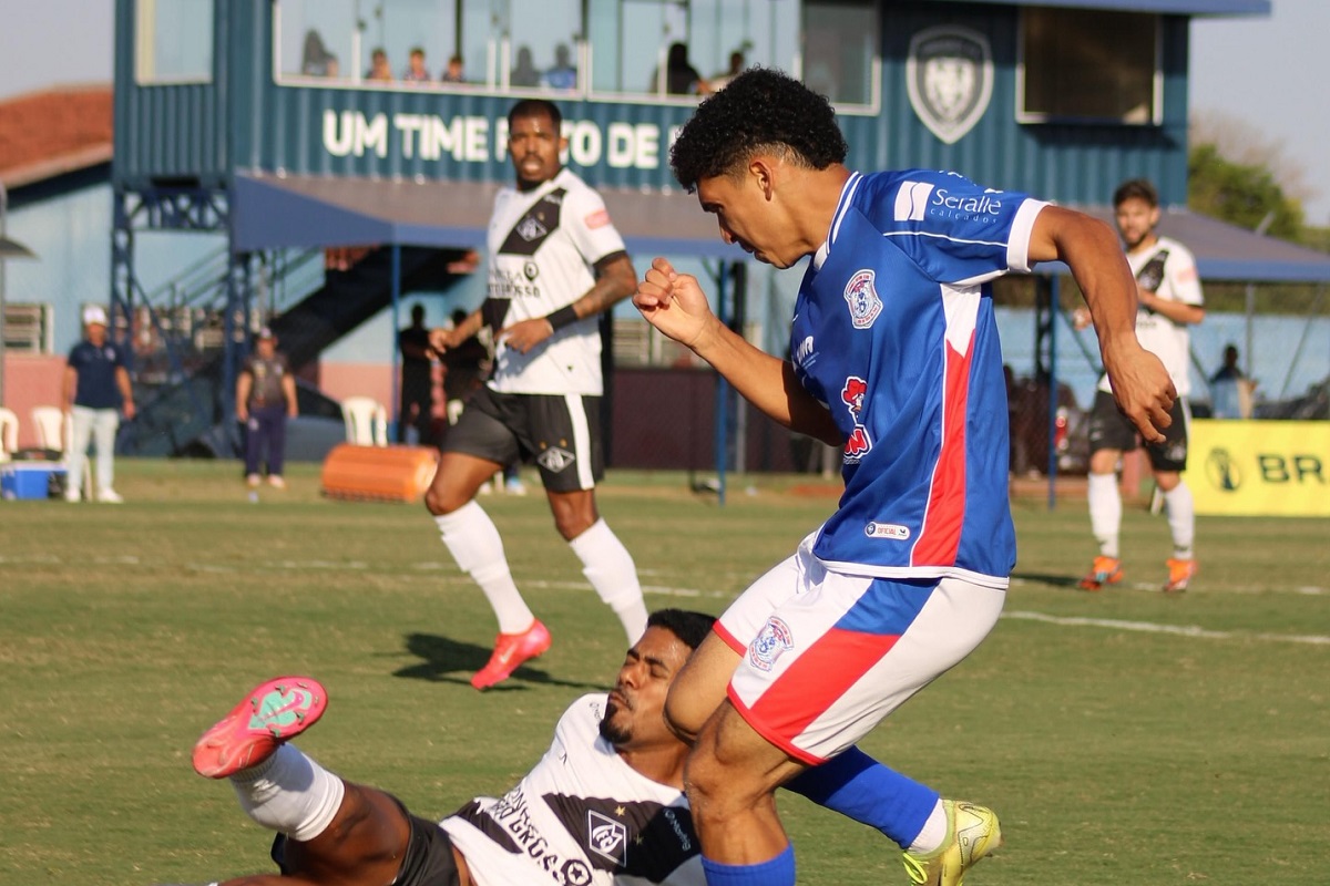 Lance de Cianorte x Mixto. Imagem: Divulgação Cianorte