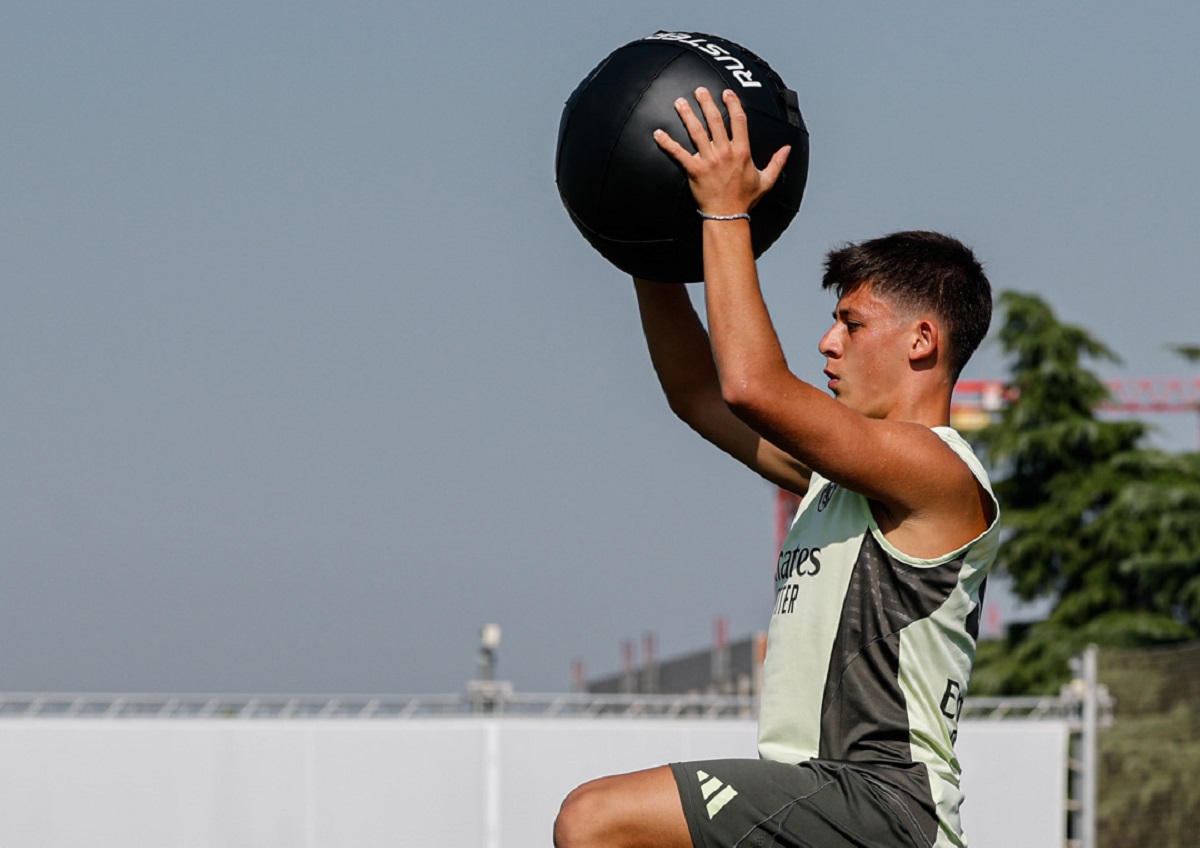 Real Madrid x Osasuna: onde assistir ao vivo, escalações e tudo sobre a estreia na LaLiga 2025/26. Imagem: Divulgação Real Madrid