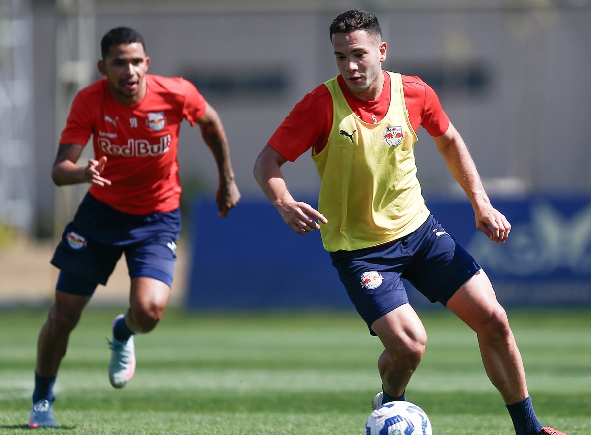 Bragantino x Fluminense: onde assistir e escalações do jogo pelo Brasileirão 2025. Imagem: Ari Ferreira/Red Bull Bragantino