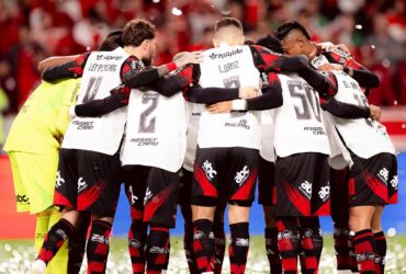 Flamengo x Vitória: onde assistir e escalações do duelo pelo Brasileirão Série A 2025. Imagem: Divulgação Flamengo