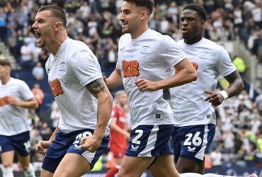 Preston x Wrexham: onde assistir e prováveis escalações pela Copa da Liga Inglesa. Imagem: Divulgação Preston