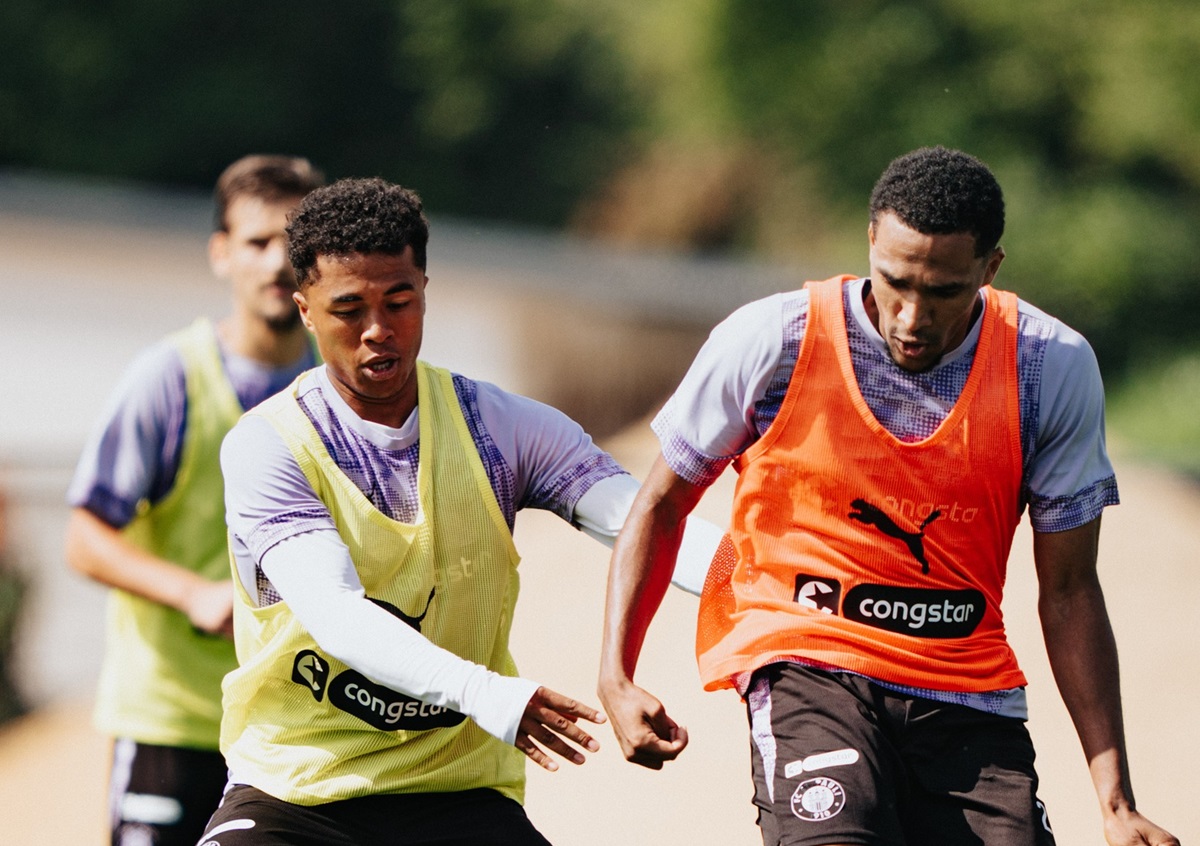 Hamburger SV x St. Pauli: onde assistir, escalações e detalhes do clássico de Hamburgo. Imagem: Divulgação St Pauli