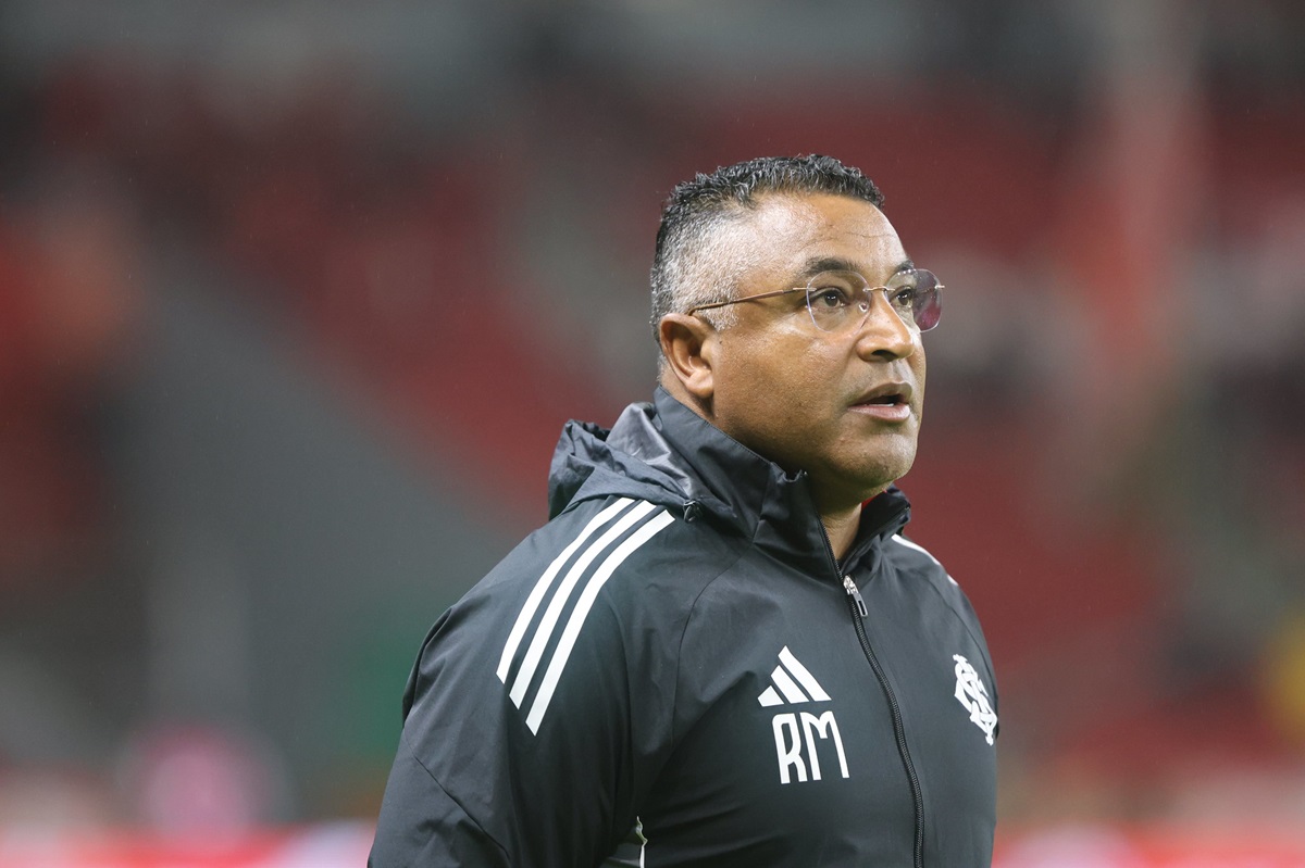 Roger Machado sob pressão? Técnico do Inter em xeque após novo revés. Imagem: Ricardo Duarte/SCI
