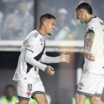 Vasco x Atlético: onde assistir, escalações e tudo sobre o duelo da 19ª rodada do Brasileirão 2025. Imagem: Thiago Lima/CR Vasco