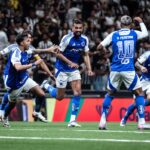 Cruzeiro x São Paulo: Onde assistir, escalações e desfalques pela 22ª rodada do Brasileirão Série A 2025. Imagem: Gustavo Aleixo/Cruzeiro