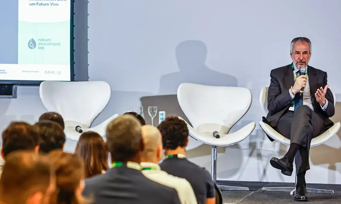 São Paulo (SP) 31/03/2025 - Presidente da COP 30, embaixador André Corrêa do Lago, defende necessidade de se pensar em novas formas de financiamento climático. Foto: Marcelo Pereira/Fotoka/Divulgação