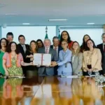 Cosméticos são apreendidos em depósito irregular no centro do Rio