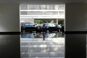 Proporção de brasileiros que moram sozinhos cresce e atinge 18,6% dos lares