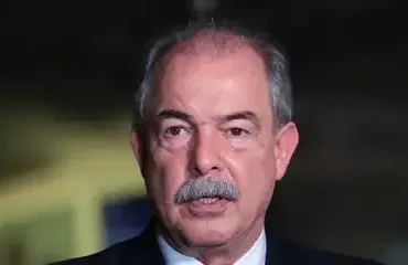 Tarifaço é criticado por economista de Harvard como medida ineficaz