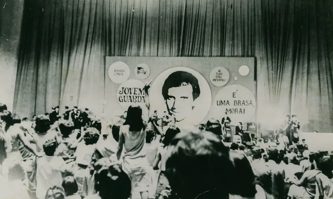 Candeia completaria 90 anos e jovem guarda celebra 60 anos nesta semana