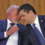 Lula diz que a bola está com o Congresso após assinar pacote contra tarifaço