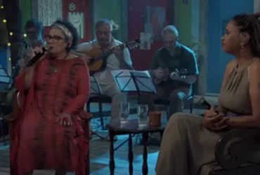 Rio de Janeiro (RJ), 09/08/2025 - A apresentadora Teresa Cristina recebe a cantora Silvia Borba para interpretar clássicos do samba-canção e conversar sobre o gênero neste domingo (10), excepcionalmen