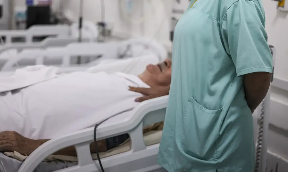 Médicos do trabalho lançam guia com cuidados essenciais para saúde laboral