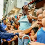 Lula entrega títulos de terra a 599 famílias em Brasília Teimosa