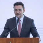 Brasília (DF) 03/08/2023 - O novo Ministro do Turismo, Celso Sabino discursa na cerimônia de sua posse nesta quinta feira, no Palácio do Planalto. Foto: Joédson Alves/Agência Brasil