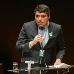 Presidente da Petrobras renuncia para assumir diretoria da ANP