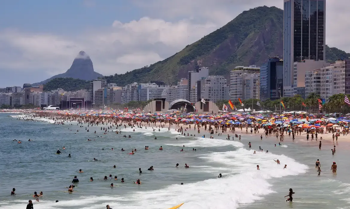 Justiça mantém prisão preventiva de suspeitos de furtar turistas em Copacabana