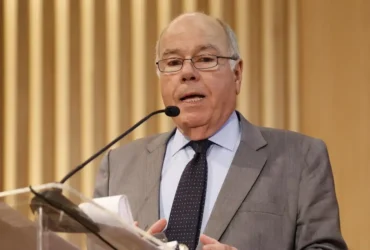 Brasil não negociará com EUA interferência judicial, afirma Vieira