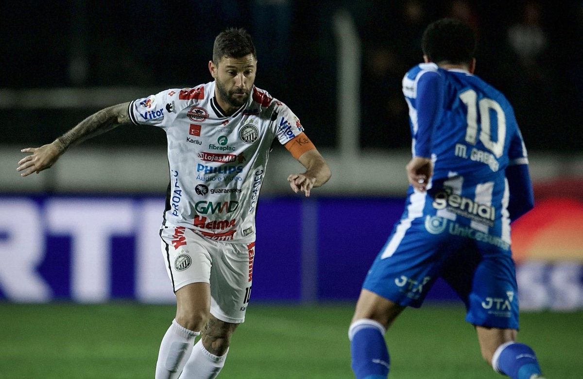 Paysandu x Operário-PR: onde assistir, escalações e tudo sobre o duelo decisivo na Série B. Imagem: @andreoito • OFEC