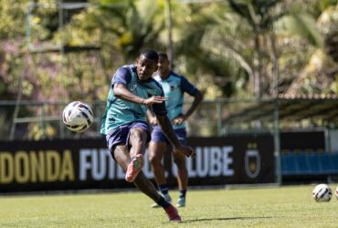 Volta Redonda x Athletic Club: onde assistir ao vivo e escalações – Série B 2025. Imagem: @ecacrescimos COMKT-VRFC