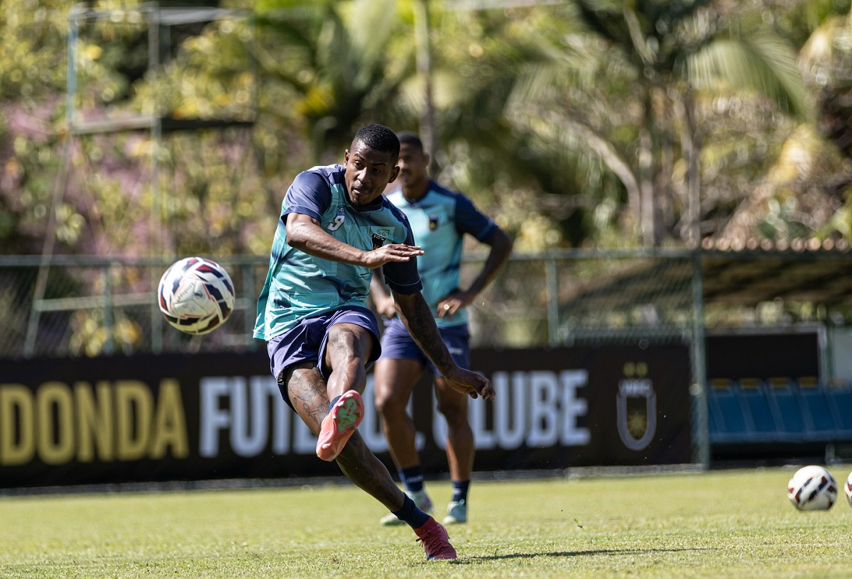Volta Redonda x Athletic Club: onde assistir ao vivo e escalações – Série B 2025. Imagem: @ecacrescimos COMKT-VRFC