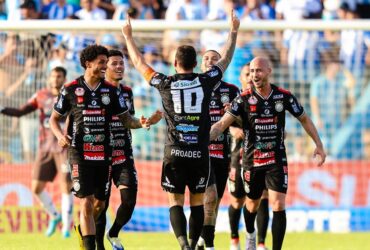 Operário x Coritiba: onde assistir, escalações e detalhes da Série B. Imagem: @fernandotorresfoto