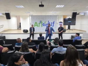Professores se reuniram na Escola de Governo de MT