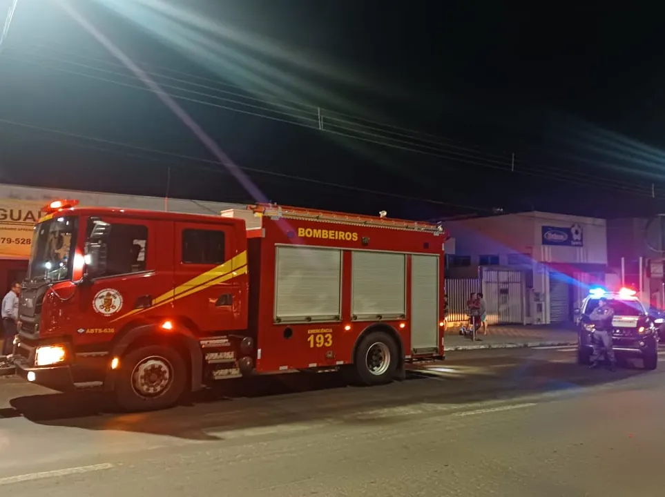 Traição leva mulher a incendiar casa e ser presa em Nova Brasilândia