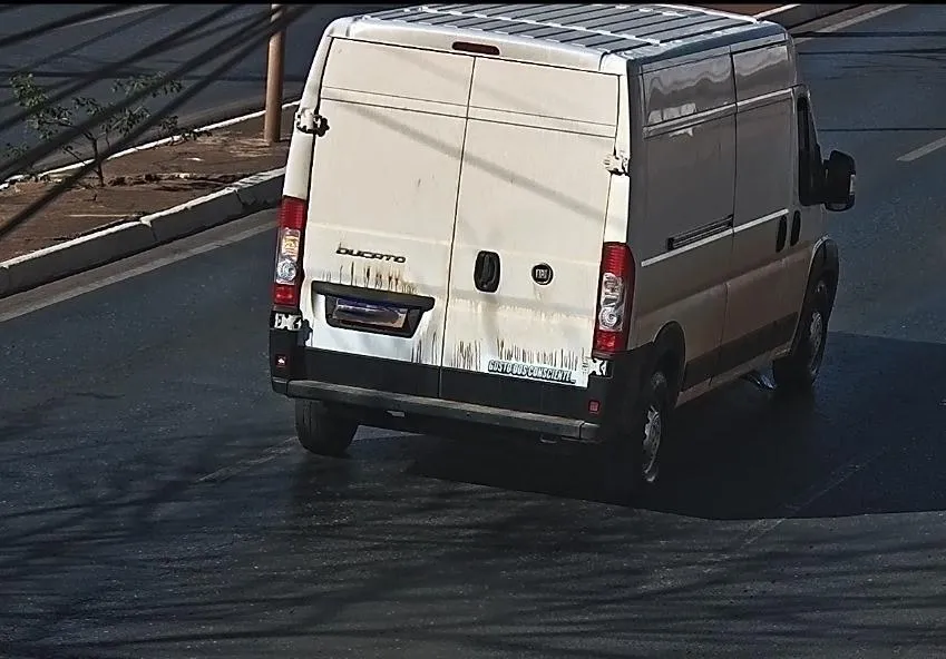 Imagem do veículo suspeito captada pela câmera do Vigia Mais MT