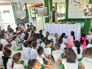 Cerca de mil estudantes participam de palestras sobre meio ambiente em Sinop