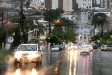 Chuva na capital de Mato Grosso