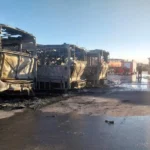 Incêndio em agência de transportes em Cuiabá é controlado pelo Corpo de Bombeiros