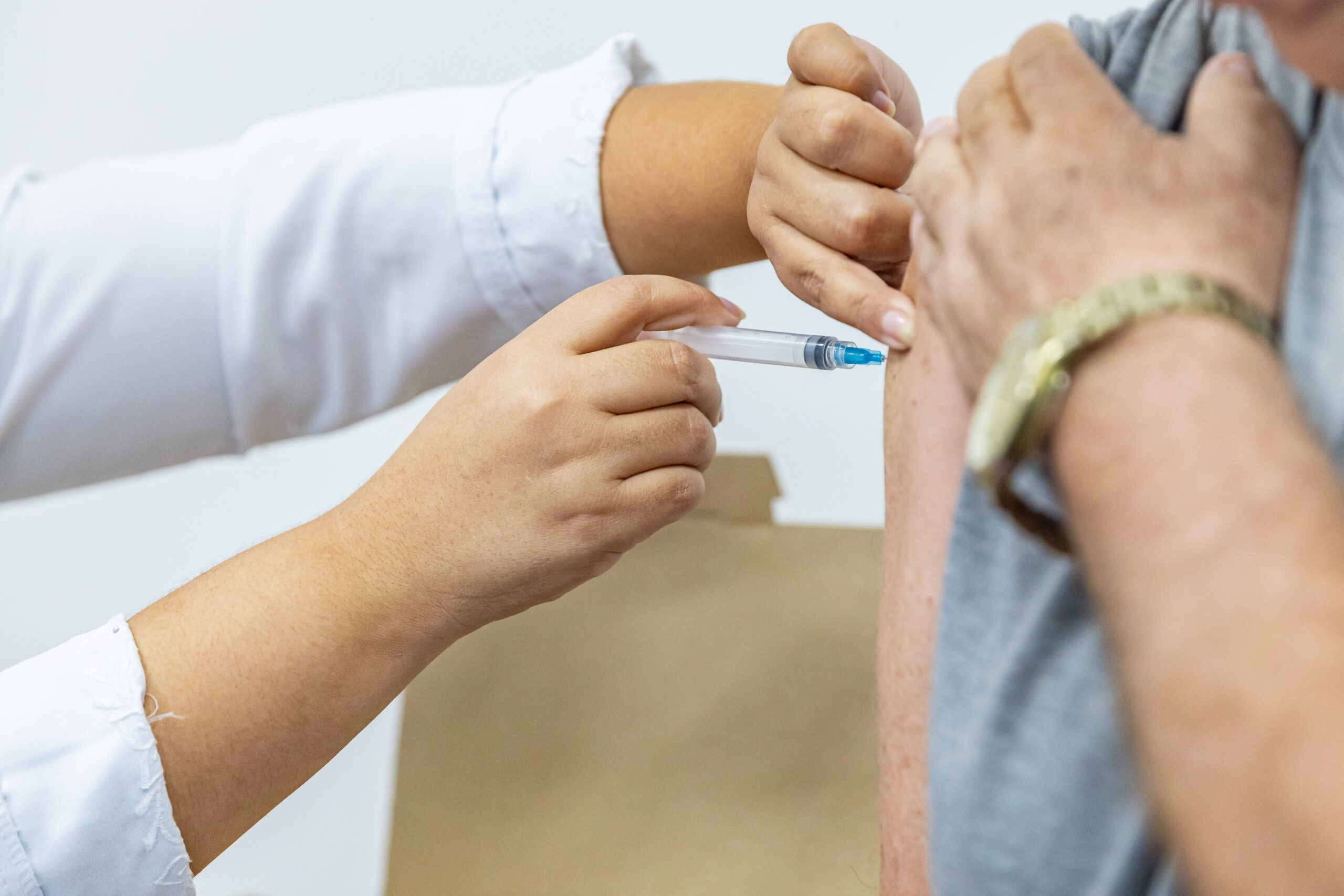 UBSs Cerrado e Jaime Seiti Fujii estarão abertas no fim de semana para atender a população e ampliar a cobertura vacinal no município