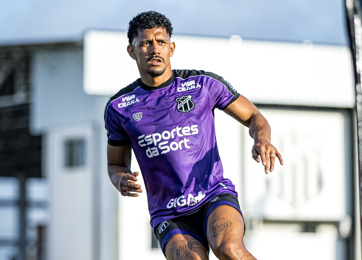Ceará x Red Bull Bragantino: onde assistir, escalações e tudo sobre o duelo do Brasileirão 2025. Imagem: Felipe Santos Ceará SC