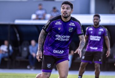 Ceará x Flamengo: onde assistir ao vivo, escalações e tudo sobre o confronto da 18ª rodada do Brasileirão. Imagem: Felipe Santos Ceará SC