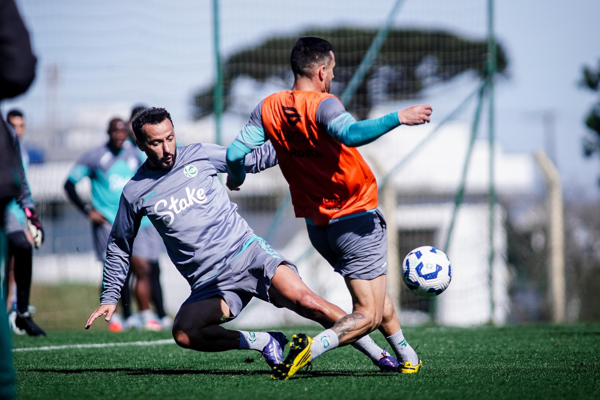 Vitória x Juventude: duelo direto contra o rebaixamento agita o Barradão. Imagem: Fernando Alves ECJ