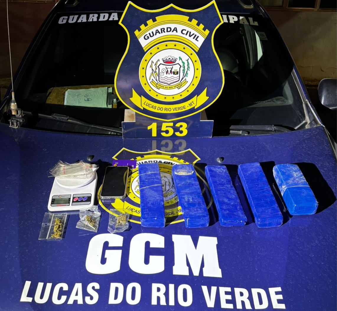 Suspeito confessou que havia retornado ao tráfico por necessidade financeira; ocorrência terminou com resistência à prisão e uso moderado da força